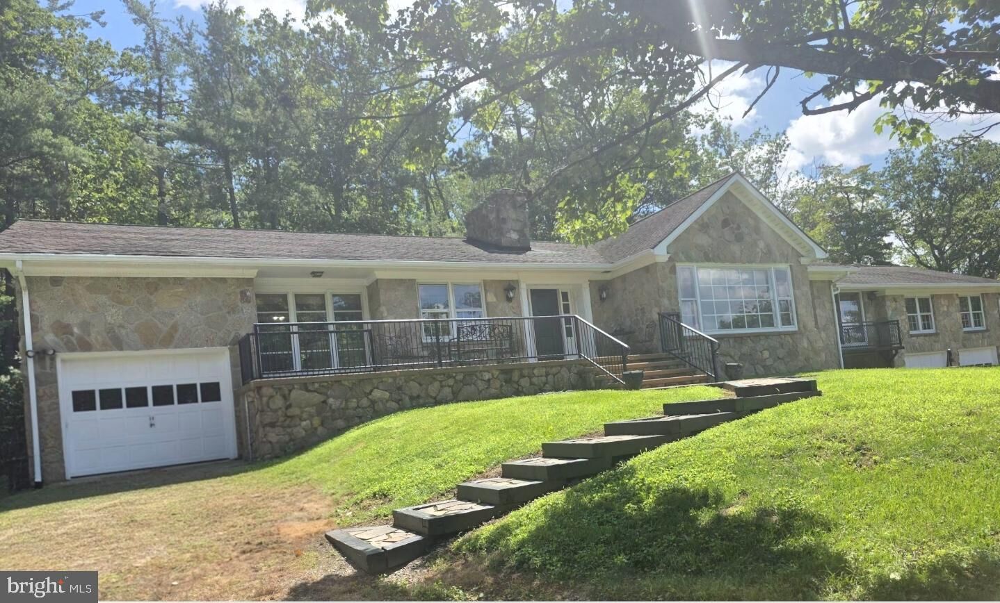 Property Photo: 6146 Duncan Trail VA 22735
