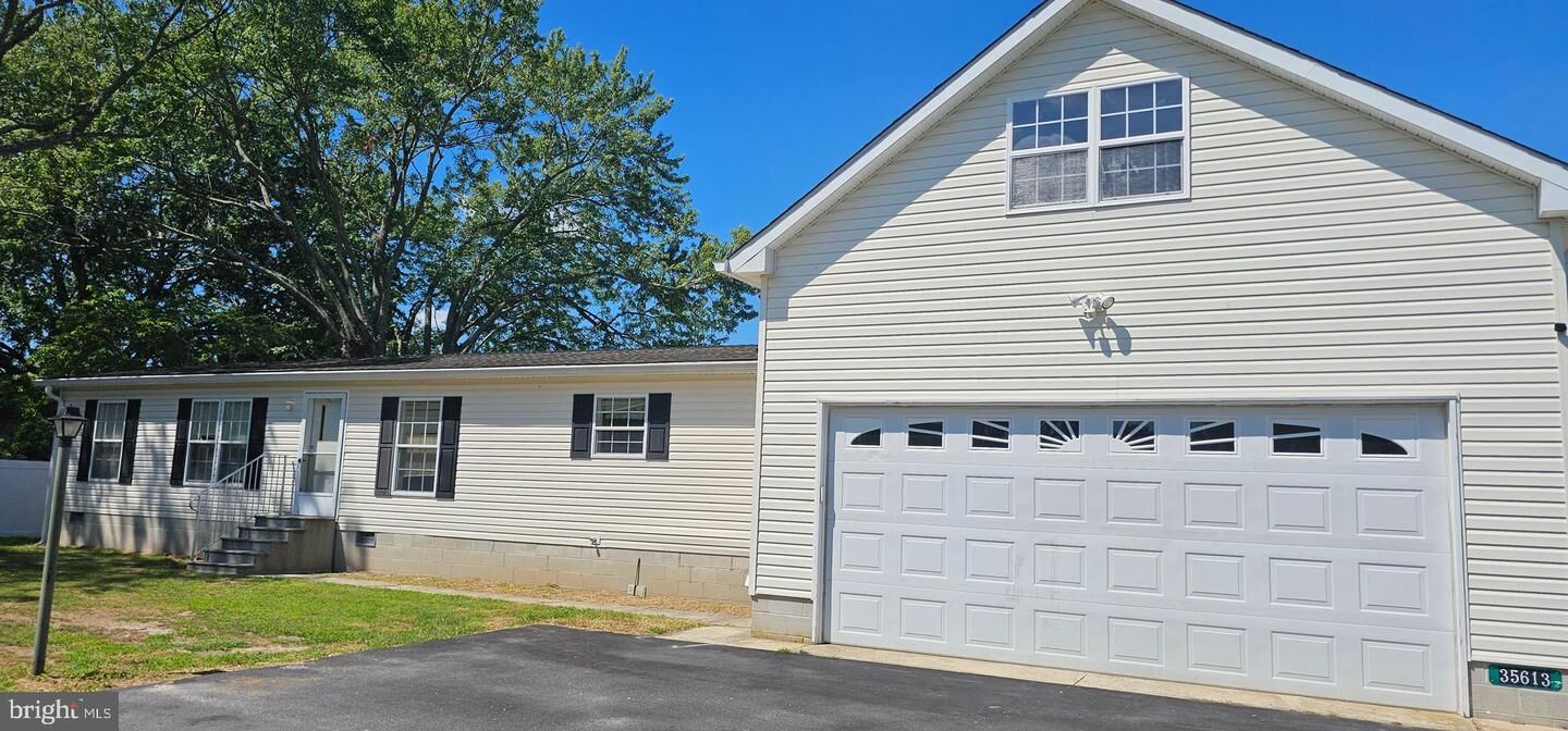 Property Photo: 35613 Wolfe Neck Road DE 19971