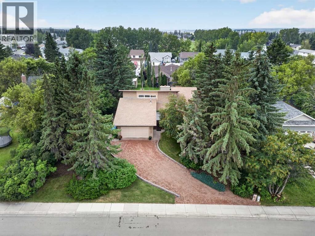 Property Photo:  5350 57 Avenue  AB T4H 1J4 