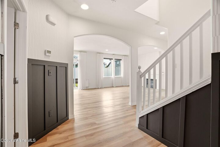 Property Photo:  1726 N Caufield Ct  WA 99016 