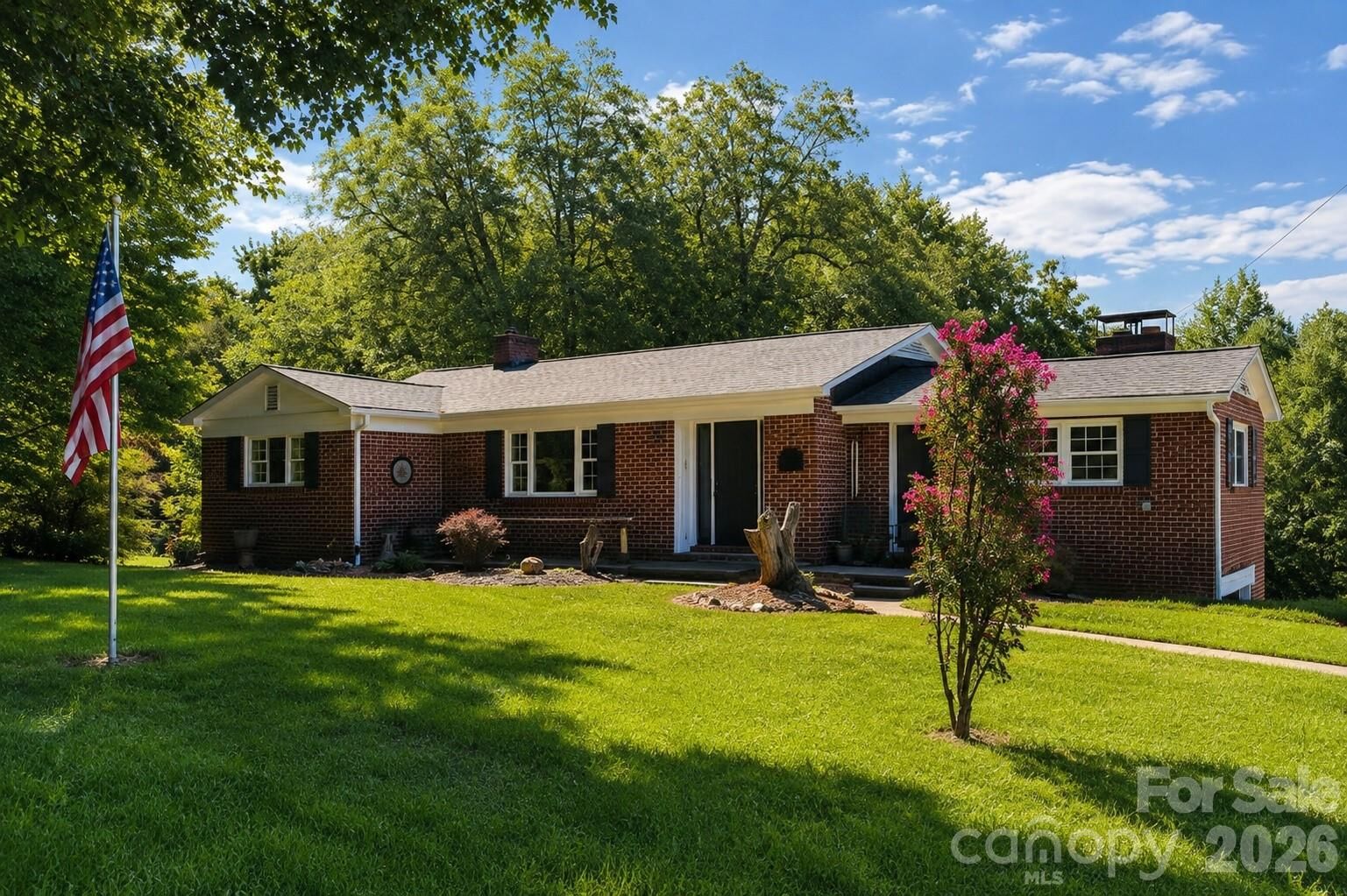 Property Photo: 2210 19th Avenue SE NC 28602