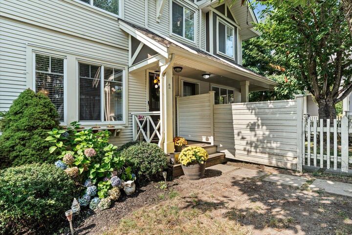 Property Photo: 4401 Blauson Boulevard 2 BC V3G 0A4