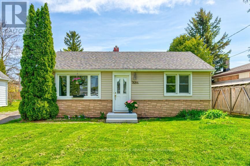 Property Photo: 7684 Badger Road ON L2H 1H9