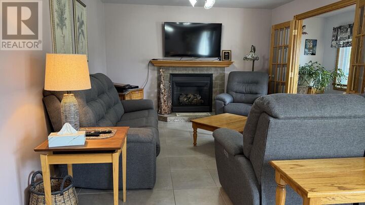 Property Photo:  27 Superior Ave  ON P0T 2W0 