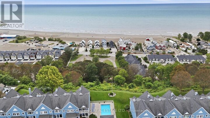 Property Photo: 374 Front Street 15 ON N5L 1E9