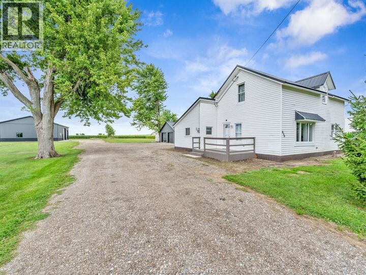 Property Photo: 830 Mersea Road 10 ON N0P 2J0