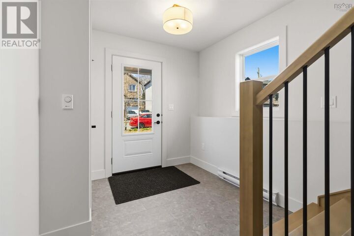 Property Photo:  18 Pearlgarden Close 5  NS B2X 0C2 