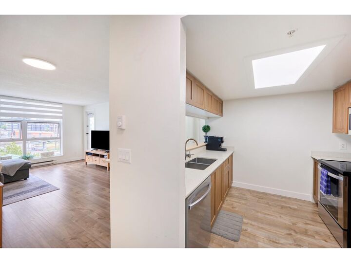 Property Photo: 10523 University Drive 705 BC V3T 5T8