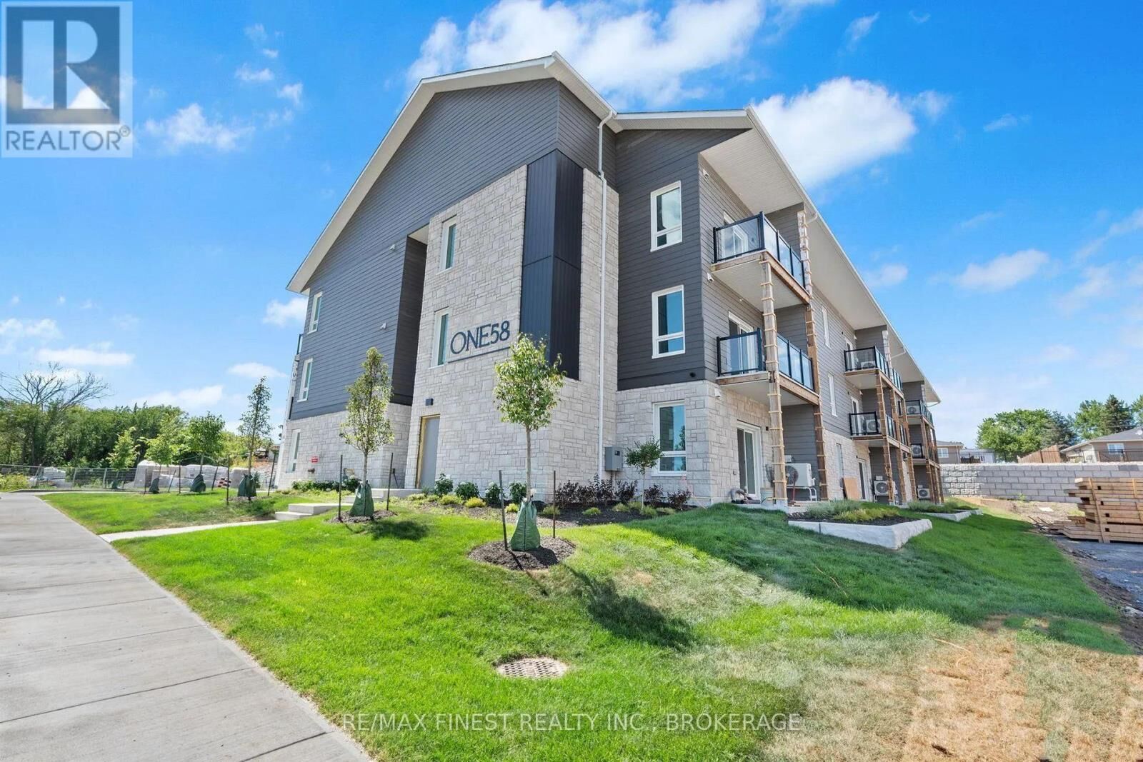 Property Photo:  150 Heritage Park Drive 308  ON K7R 3X8 