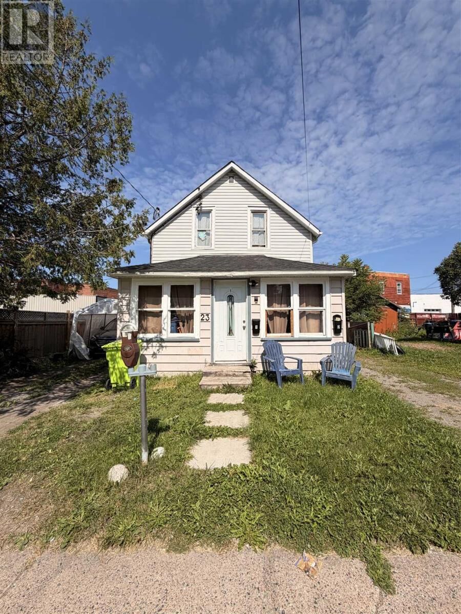 Property Photo:  23 Blucher St  ON P6A 2V5 