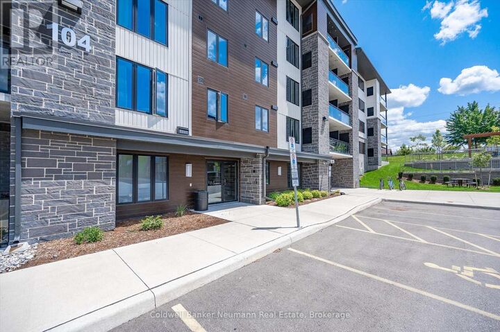 Property Photo: 104 Summit Ridge Drive 102 ON N1E 0R5