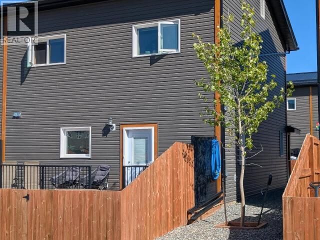 Property Photo:  3-160 Leota Street  YT Y1A 0S8 