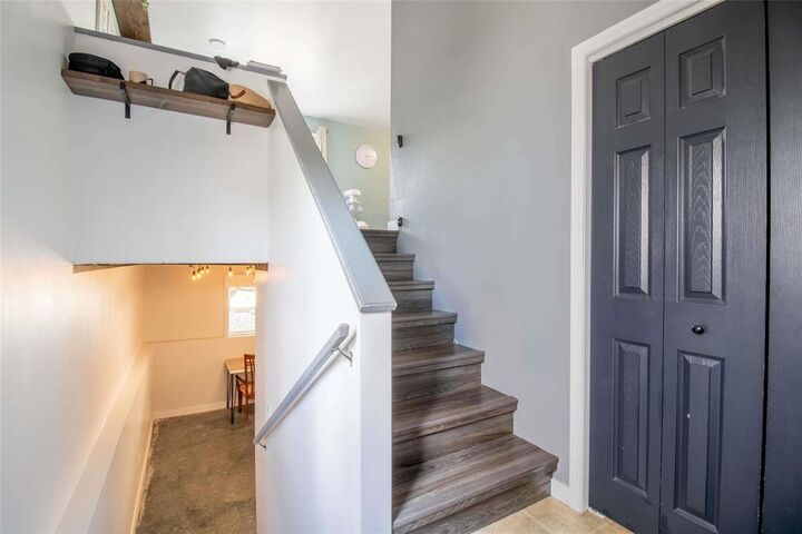 Property Photo: 64 Whitby Crescent MB R5G 0B4
