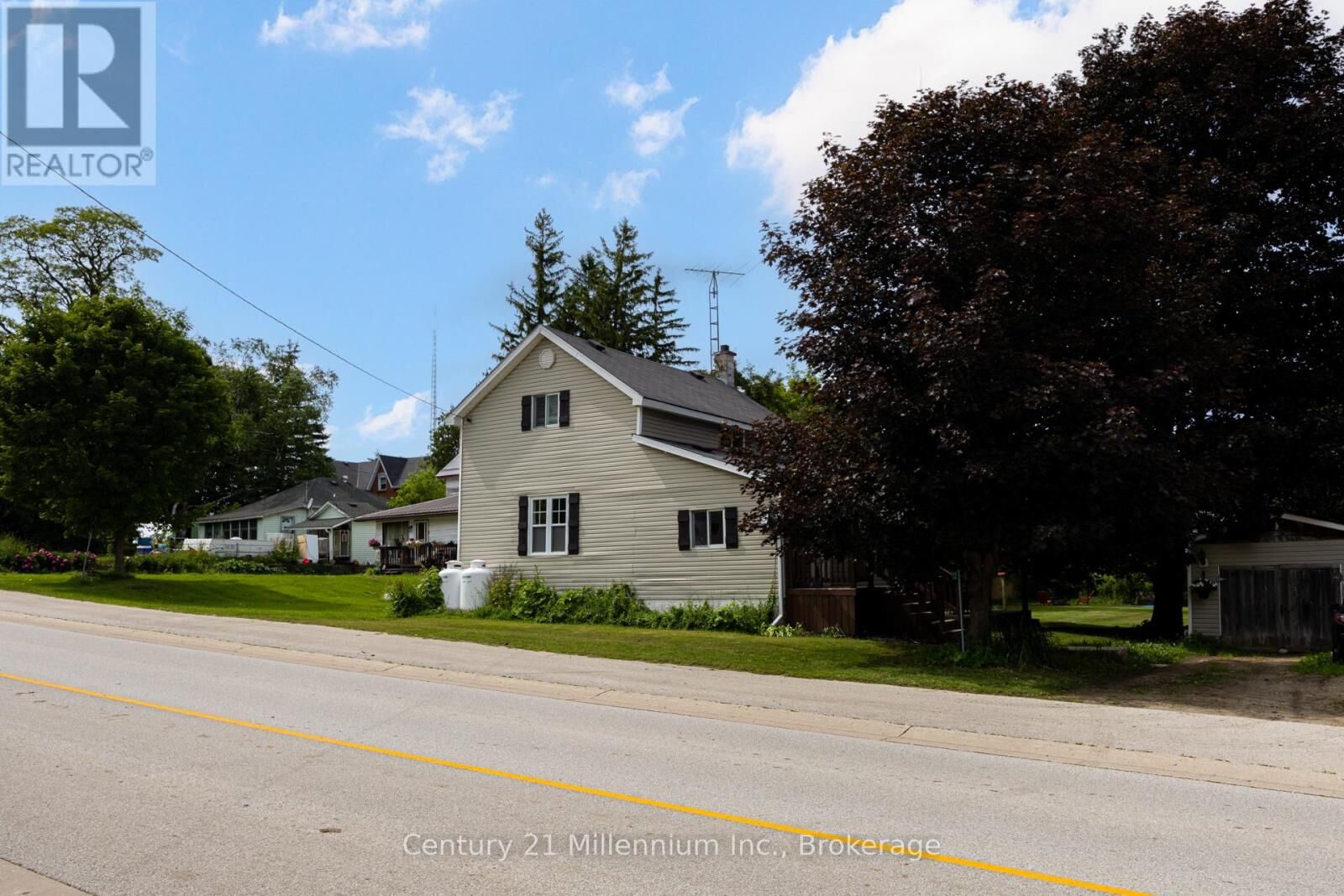 Property Photo:  332 Bruce Road 40  ON N0H 1L0 