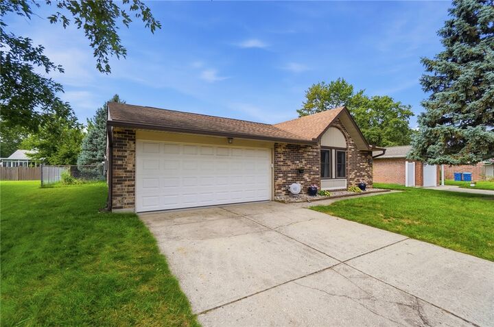 Property Photo:  8353 Schoolgate Drive  OH 45424 