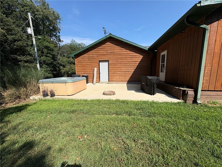 Property Photo: 2061 N 425 Street IL 62471