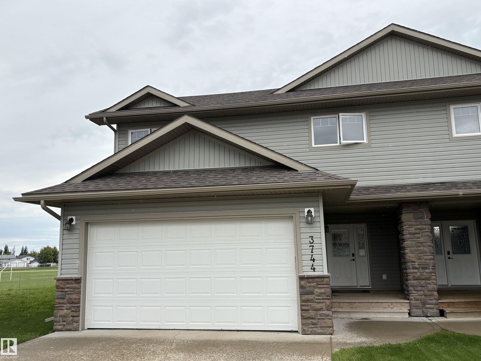 Property Photo:  3744 44 Avenue  AB T9N 0A9 