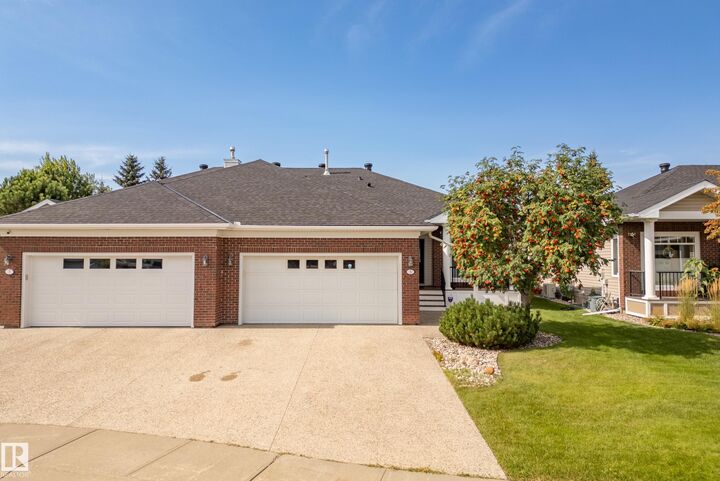 Property Photo: 5 Longview Crescent AB T7X 3M6