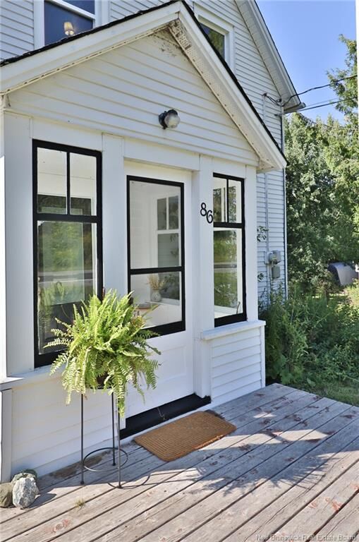 Property Photo:  86 Kennebecasis River Road  NB E5N 6L2 