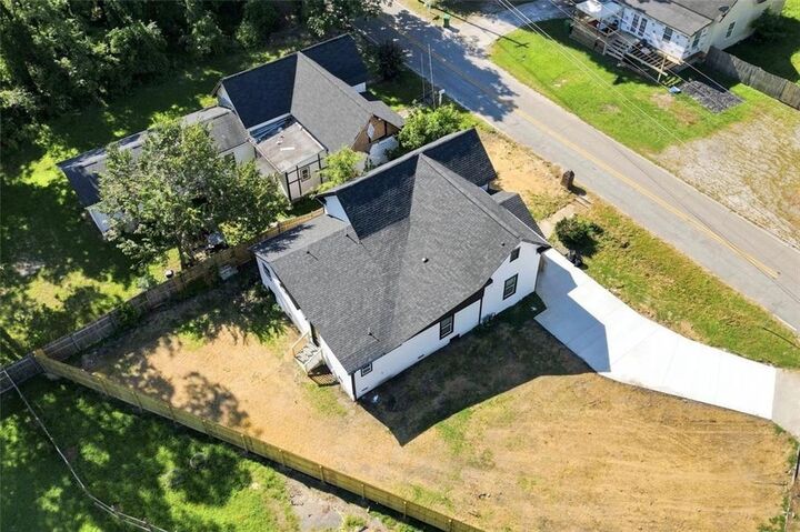 Property Photo: 7516 Conyers Street GA 30058