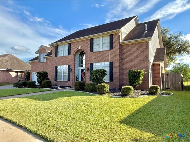 Property Photo:  311 Charleston Drive  TX 77904 