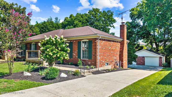 Property Photo: 7705 Tempsclair Rd KY 40220