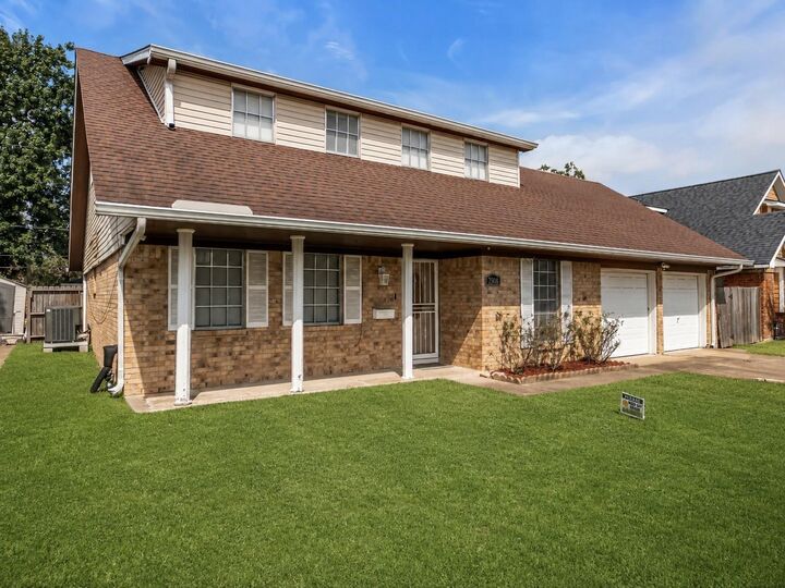 Property Photo: 2808 Burke Road TX 77502