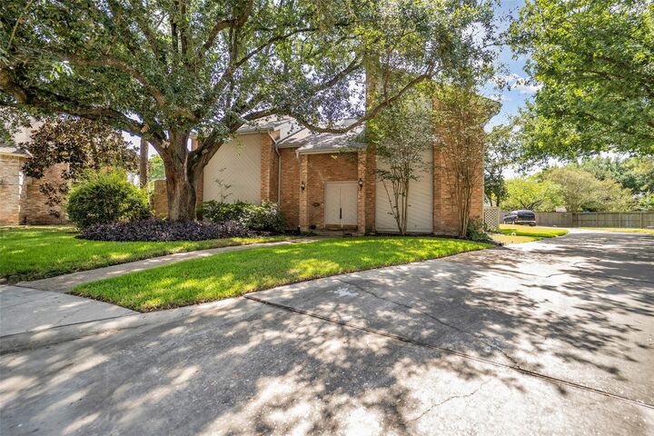 Property Photo:  11407 Long Pine Drive  TX 77077 