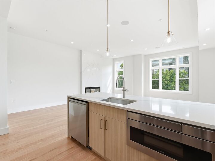 Property Photo:  152 Bleecker St 3  NJ 07307 