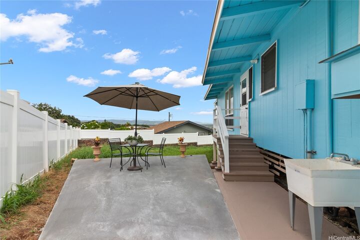 Property Photo: 92-547 Ualehei Street HI 96707