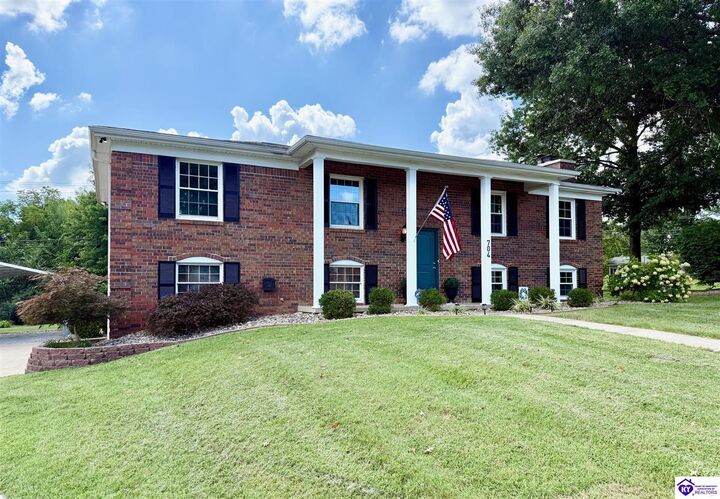 Property Photo: 704 Grant Circle KY 42701