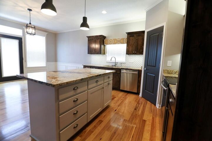 Property Photo: 3725 N 154th Street KS 66007