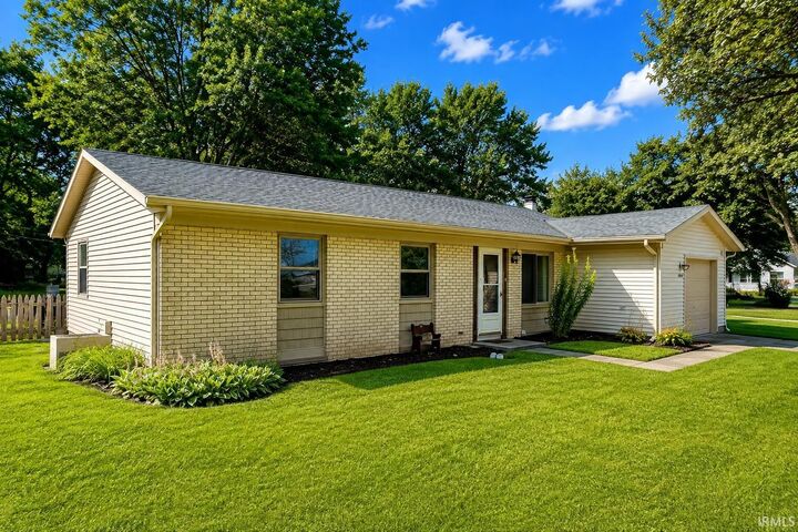Property Photo:  4141 Sandhurst Drive  IN 46815-5429 