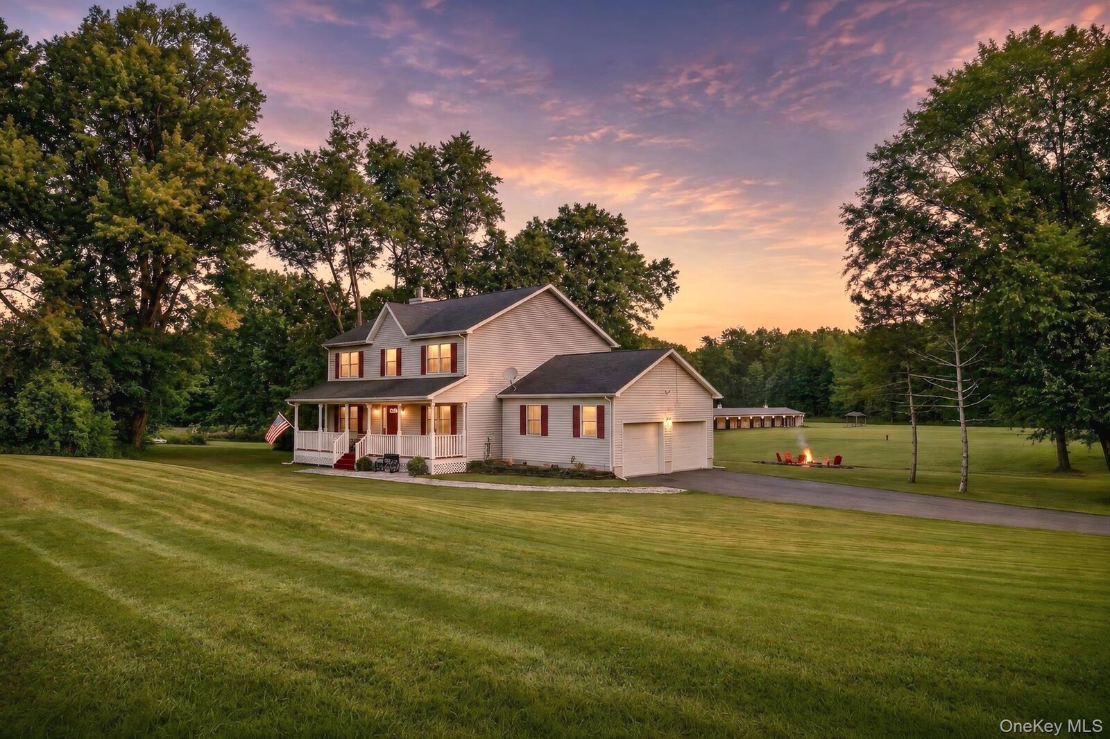 Property Photo:  1 Sean Court  NY 12575 