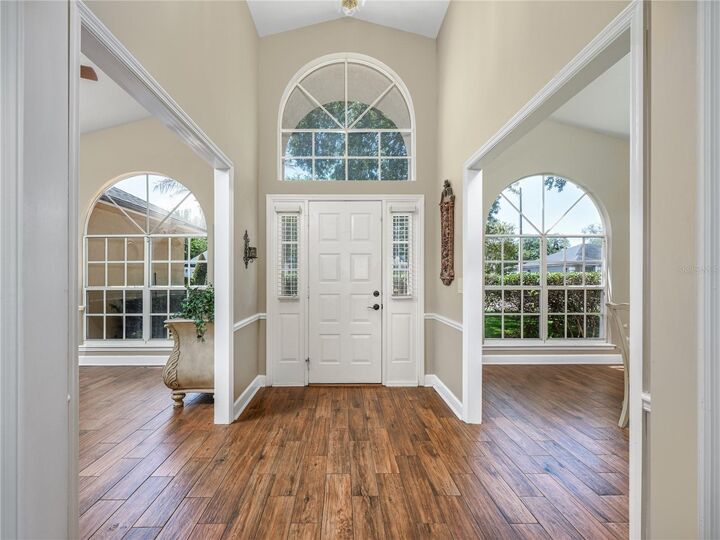 Property Photo: 1045 Abbotsford Court FL 32765
