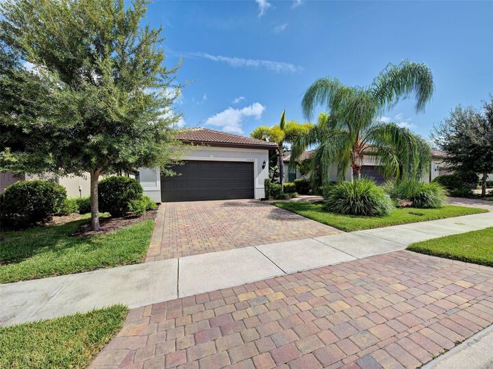 Property Photo: 13884 Vadini Street FL 34293