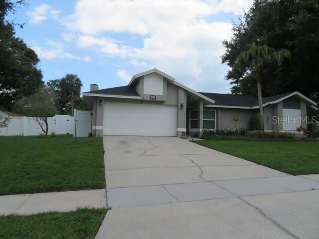 Property Photo:  839 Rosemere Circle  FL 32835 