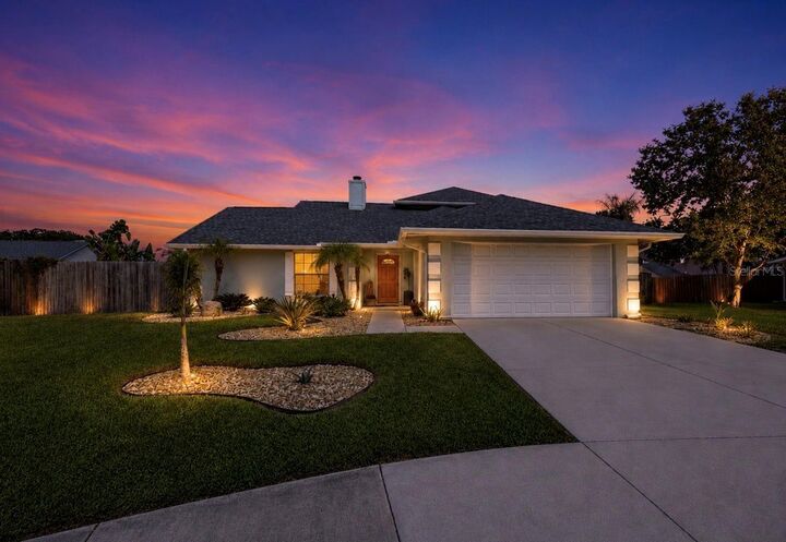 Property Photo:  1921 Stanfield Drive  FL 33511 