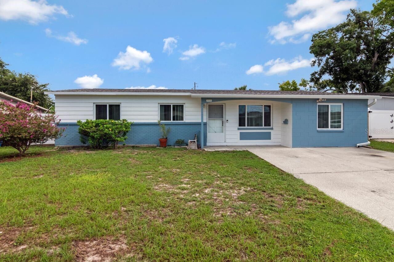 Property Photo:  7713 W Powhatan Avenue  FL 33615 