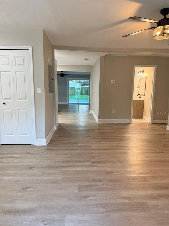Property Photo: 1217 E Norfolk Street FL 33604