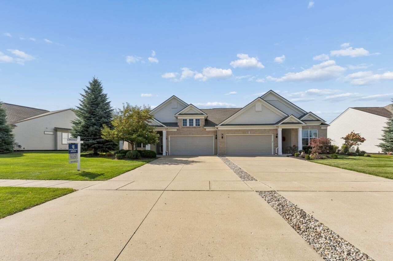 Property Photo:  6547 Prairie Dunes Drive  MI 48439 