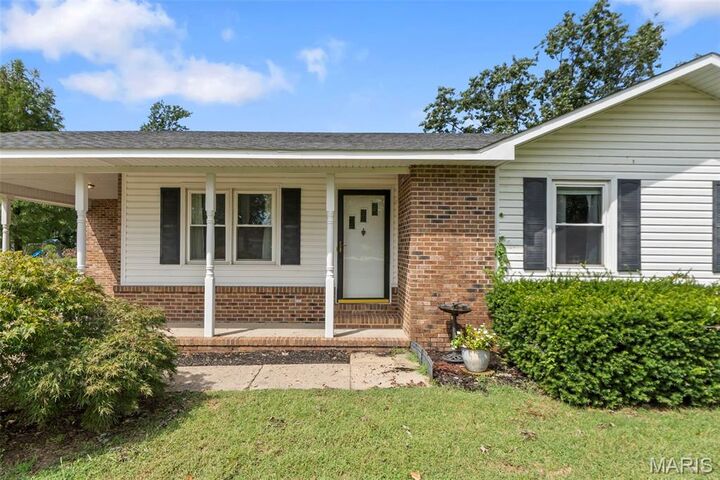 Property Photo:  206 Bohannon Street  MO 63801 