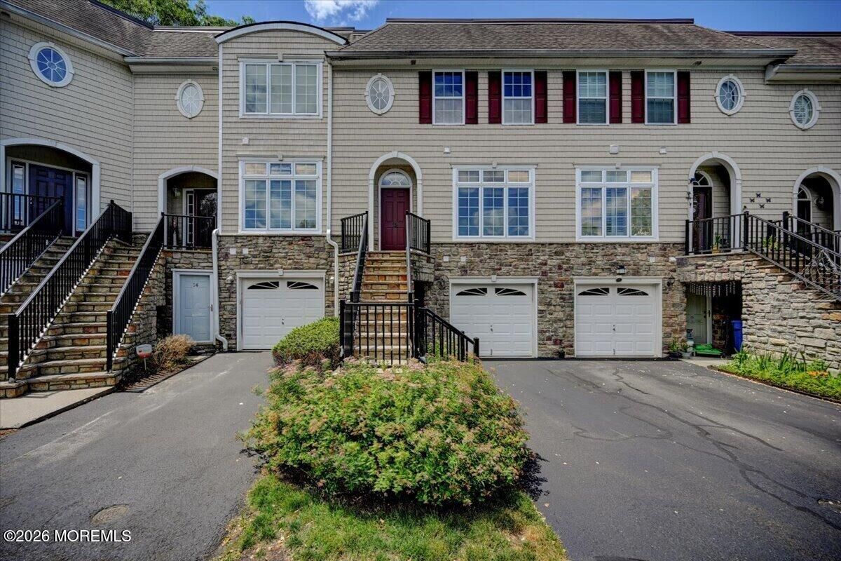 Property Photo:  12 Jensen Court  NJ 08857 