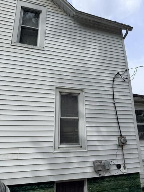 Property Photo: 148 E Emerson Street MI 49001