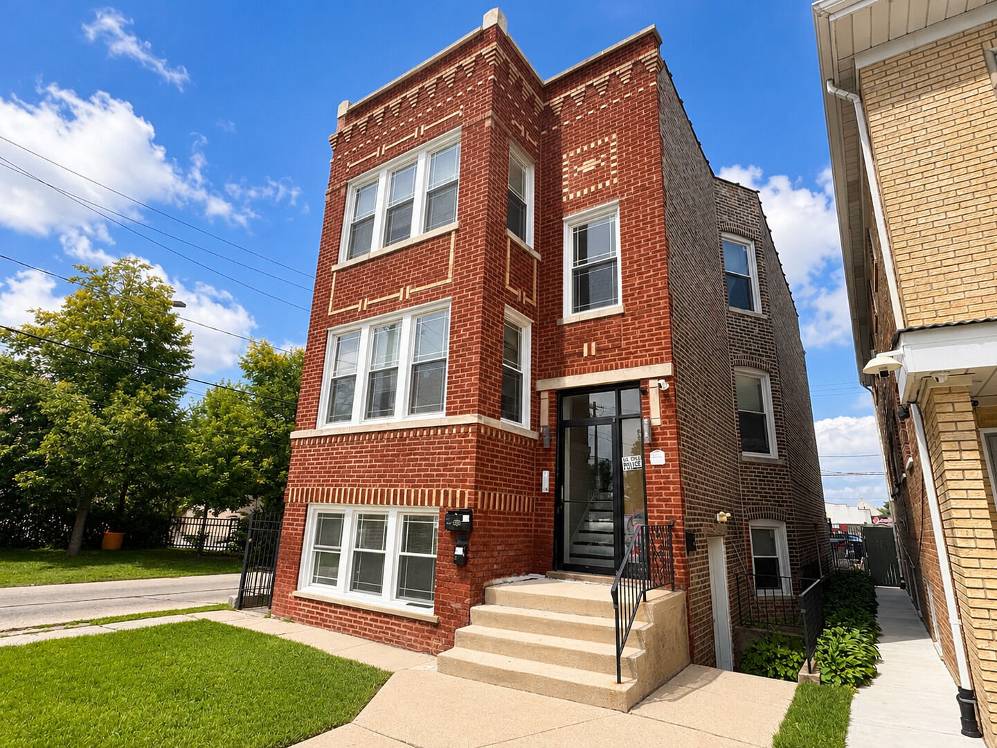 Property Photo: 4415 S Sawyer Avenue 2 IL 60632