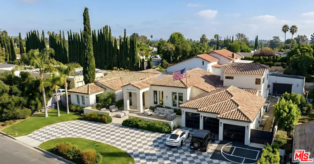 Property Photo:  18221 Windsor Drive  CA 92861 