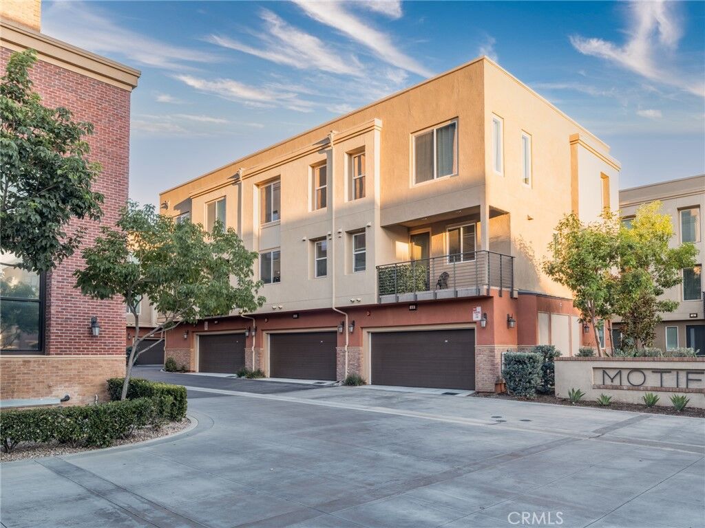 Property Photo:  422 W Route 66 47  CA 91740 