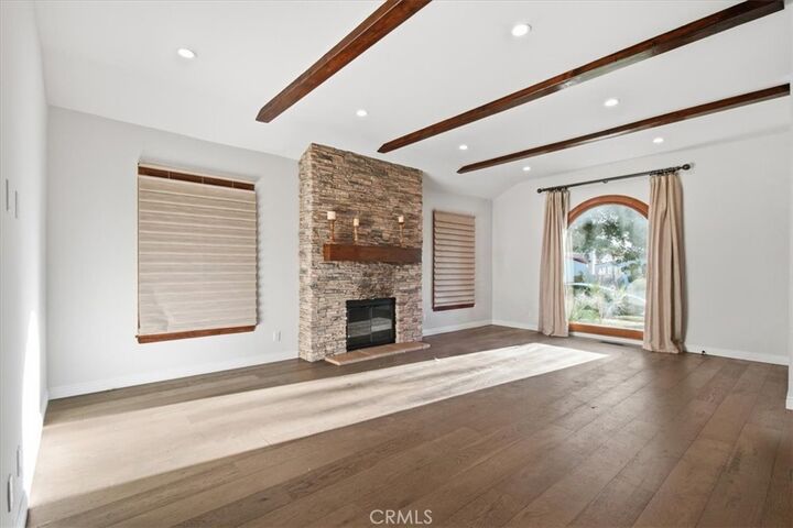Property Photo:  1004 N Everett  CA 91207 