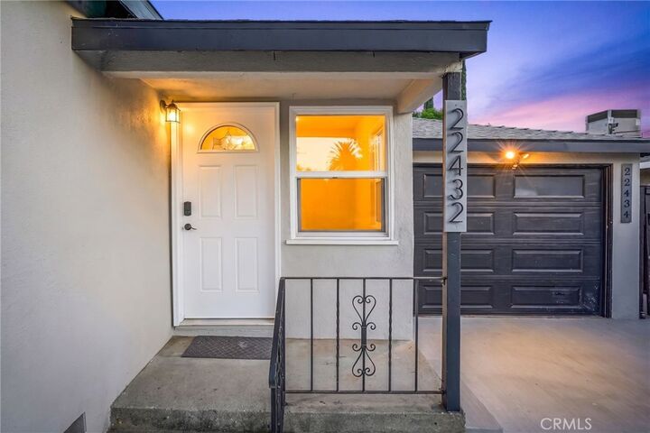 Property Photo:  22432 Berdon Street  CA 91367 