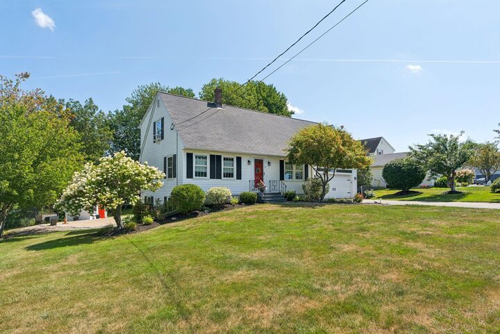 Property Photo:  21 Cathedral Oaks Drive  ME 04005 